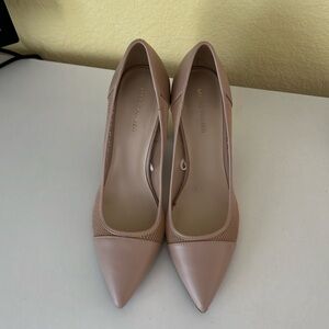 Marc Fisher nude colored mesh heels
Size: 10M